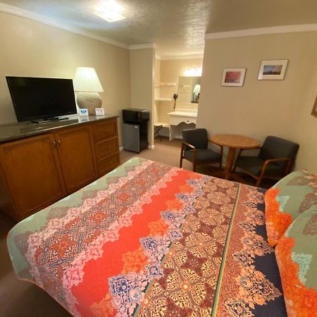 Independence Courthouse Motel מראה חיצוני תמונה